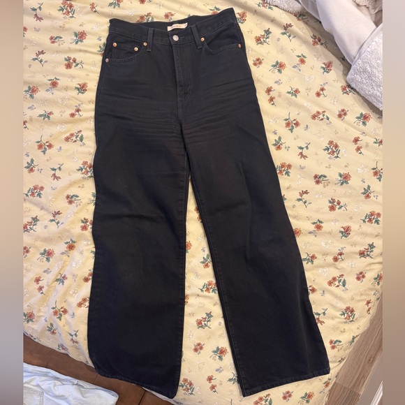 Levi’s Ribcage Wide Leg - Picture 3 of 4